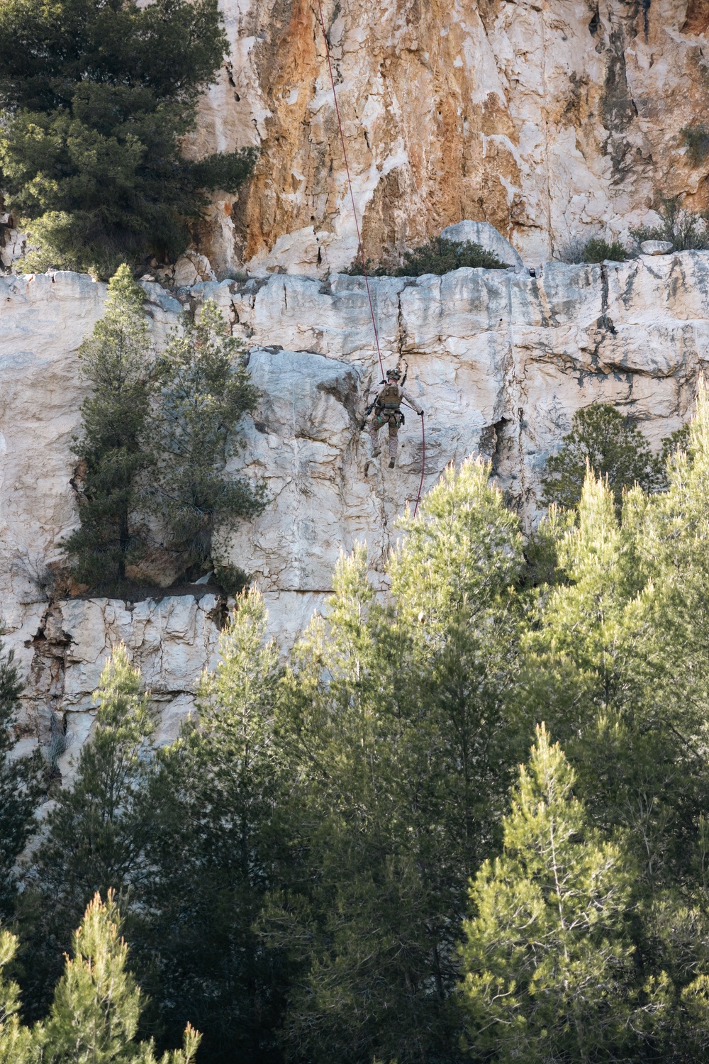Recon Marines show capabilities, resilience on amphibious obstacle courses in France