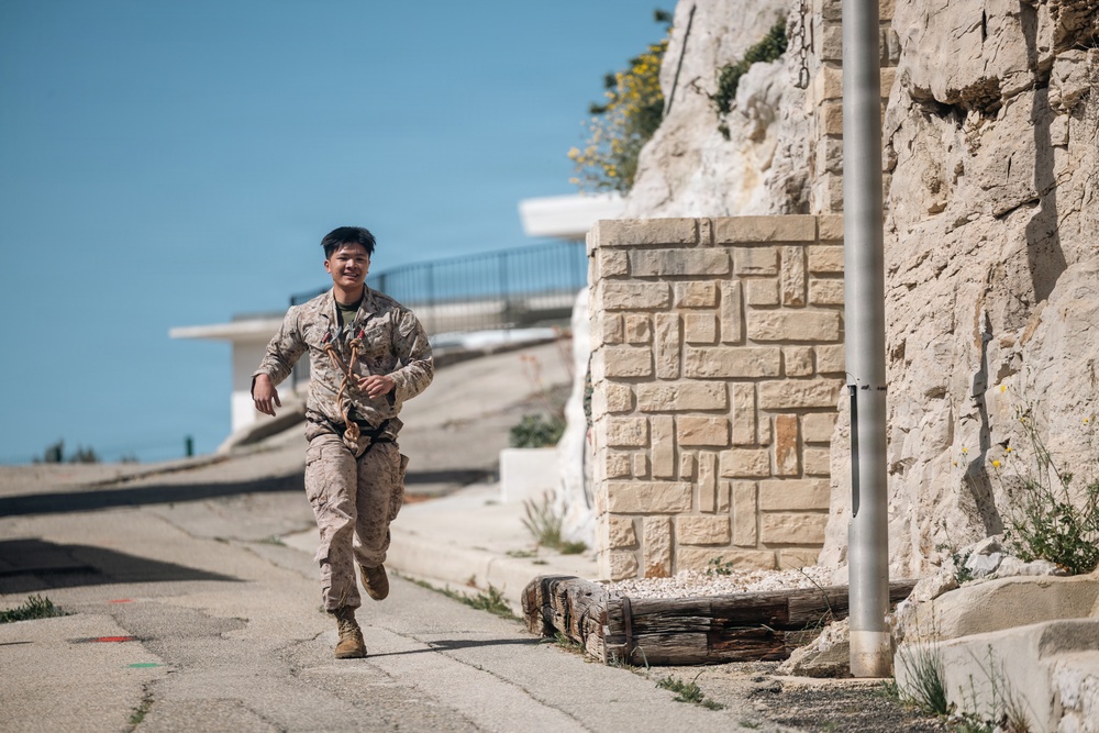 Recon Marines show capabilities, resilience on amphibious obstacle courses in France