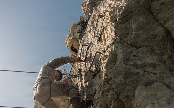 Recon Marines show capabilities, resilience on amphibious obstacle courses in France