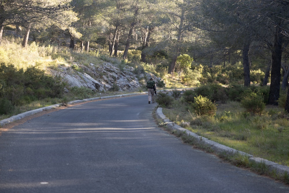 Recon Marines show grit, endurance during loaded march in France