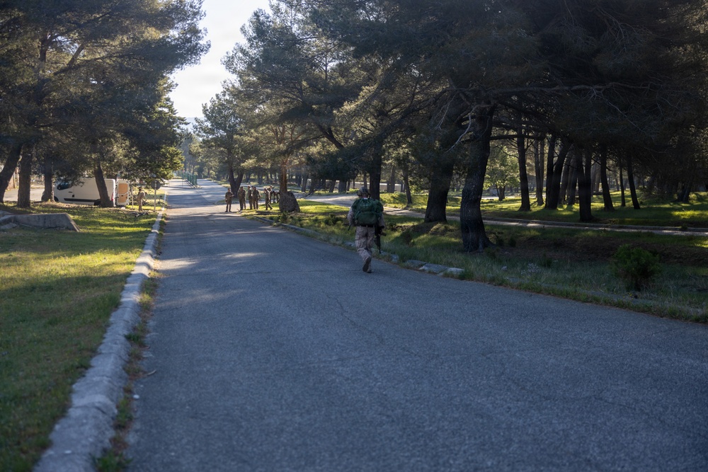 Recon Marines show grit, endurance during loaded march in France