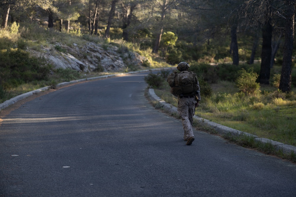 Recon Marines show grit, endurance during loaded march in France