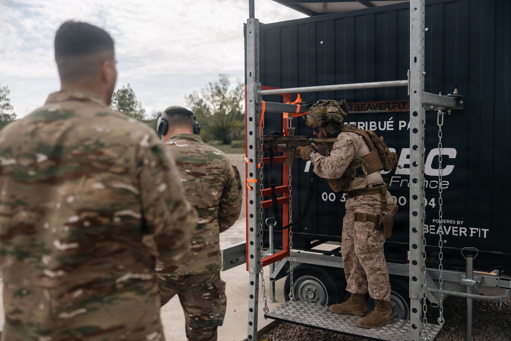 Recon Marines demonstrate lethality during shooting challenge in France