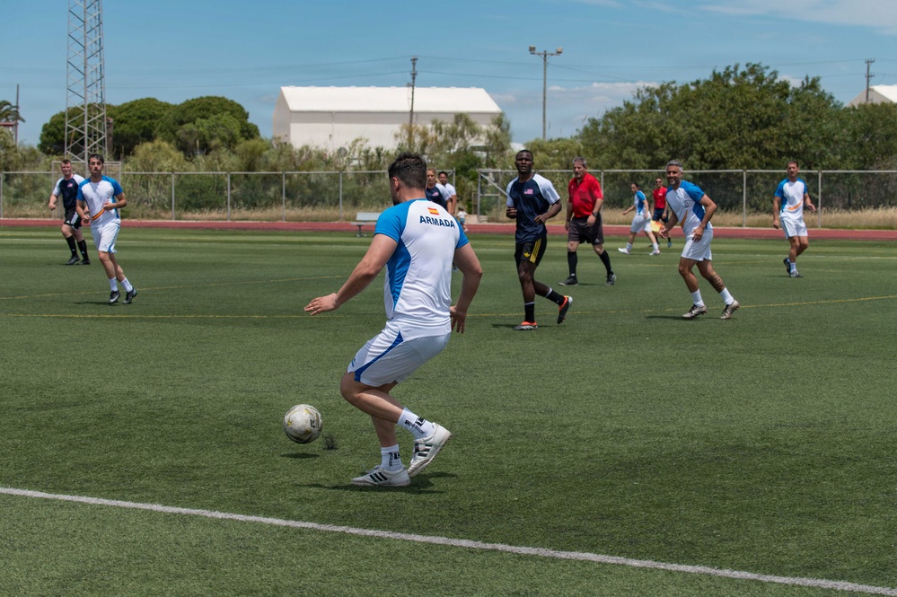Spanish Armada and U.S. Armed Forces compete in Unity Games