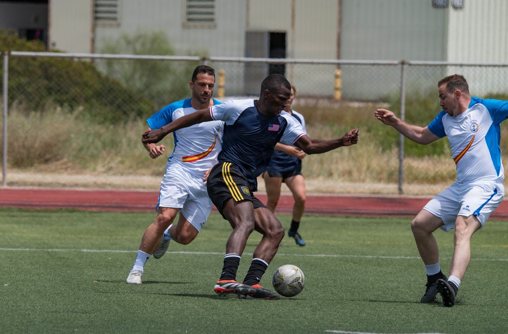 Spanish Armada and U.S. Armed Forces compete in Unity Games