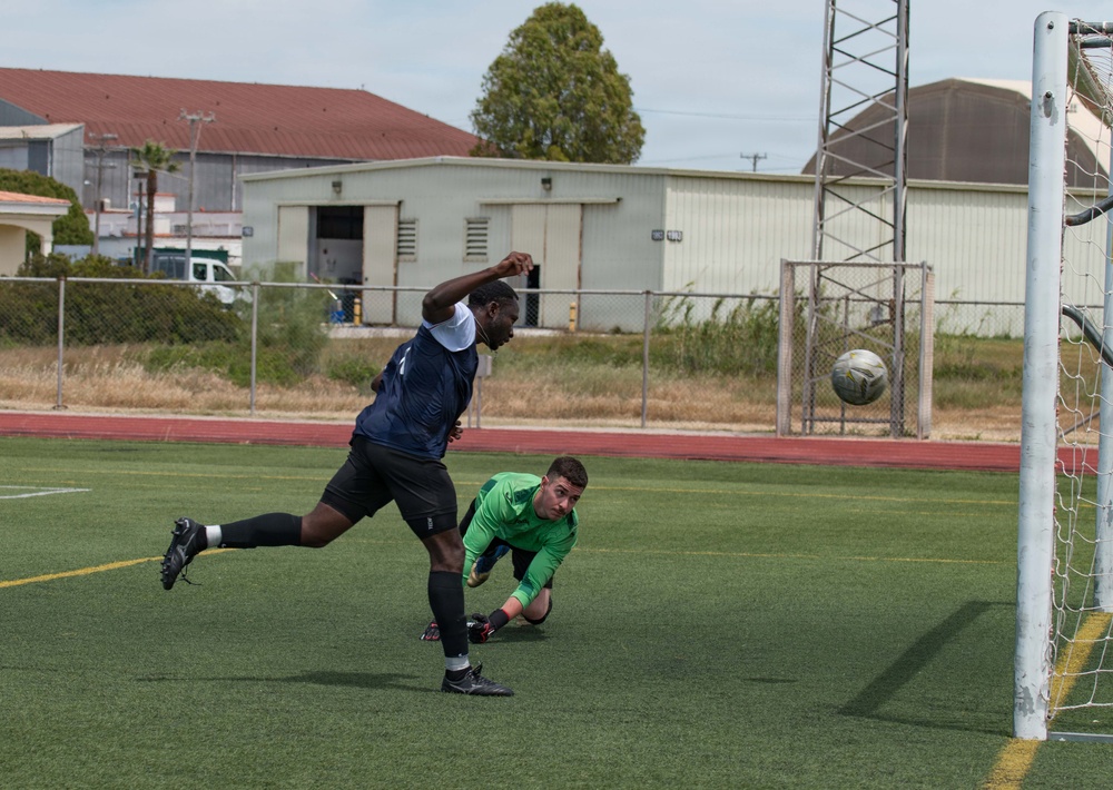 Spanish Armada and U.S. Armed Forces compete in Unity Games