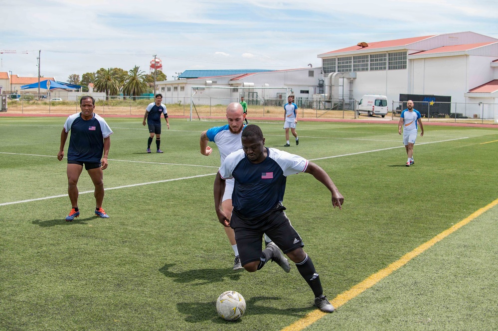 Spanish Armada and U.S. Armed Forces compete in Unity Games