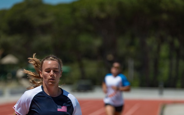 Spanish Armada and U.S. Armed Forces compete in Unity Games