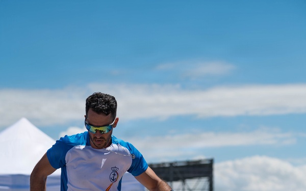 Spanish Armada and U.S. Armed Forces compete in Unity Games