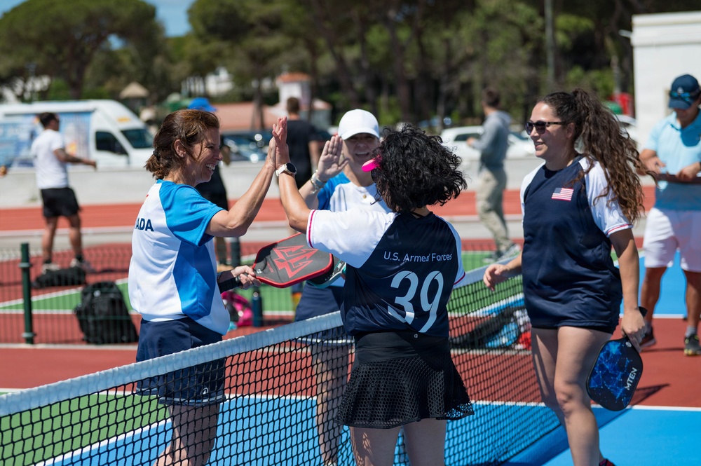 Spanish Armada and U.S. Armed Forces compete in Unity Games