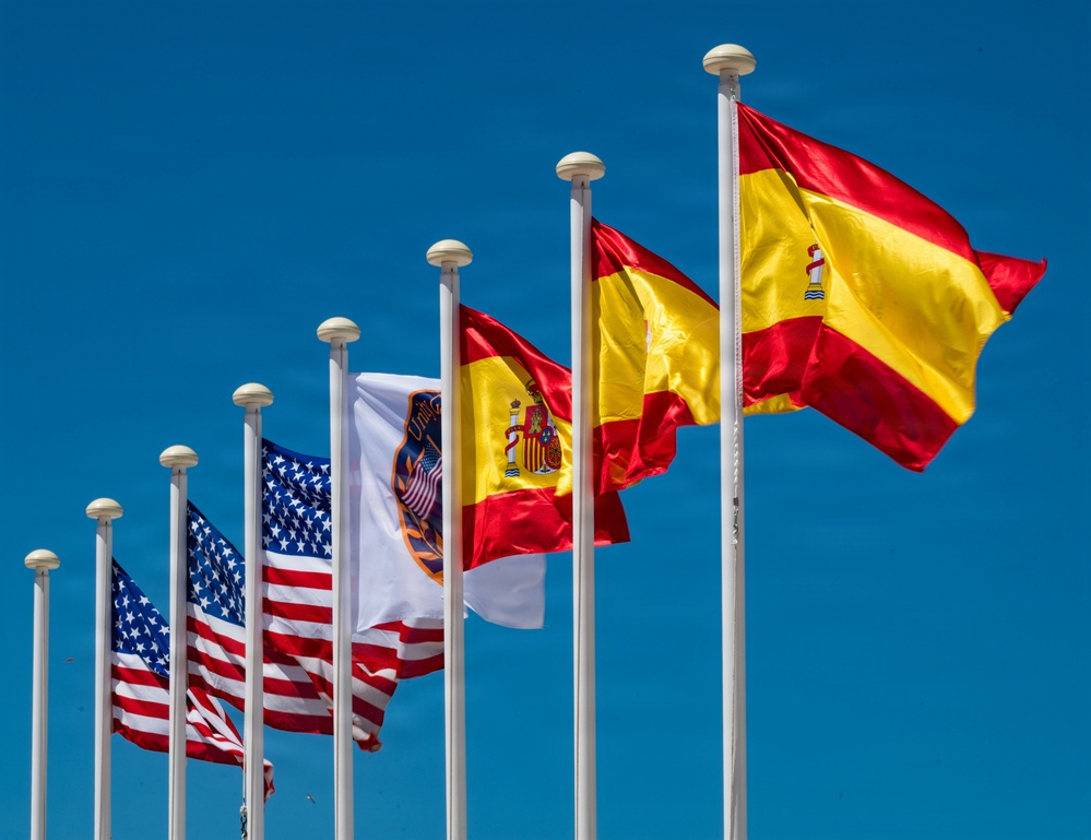 Spanish Armada and U.S. Armed Forces compete in Unity Games