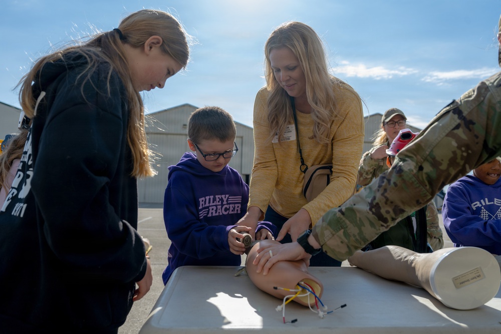 181st hosts Riley Elementary School field trip