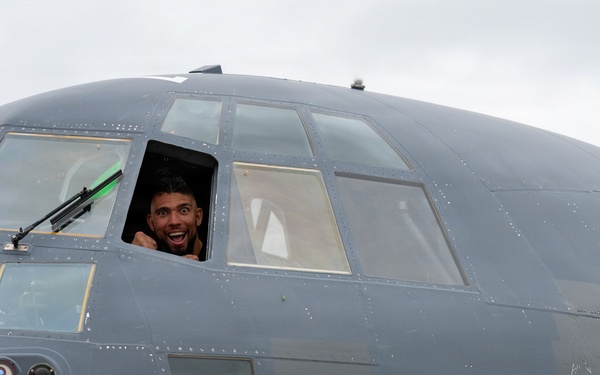 UFC fighter Johnny Walker visits Hurlburt Field