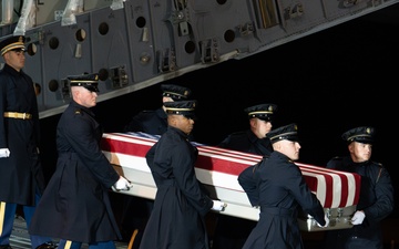 Army Spc. Mariyah S. Collington honored in dignified transfer May 14