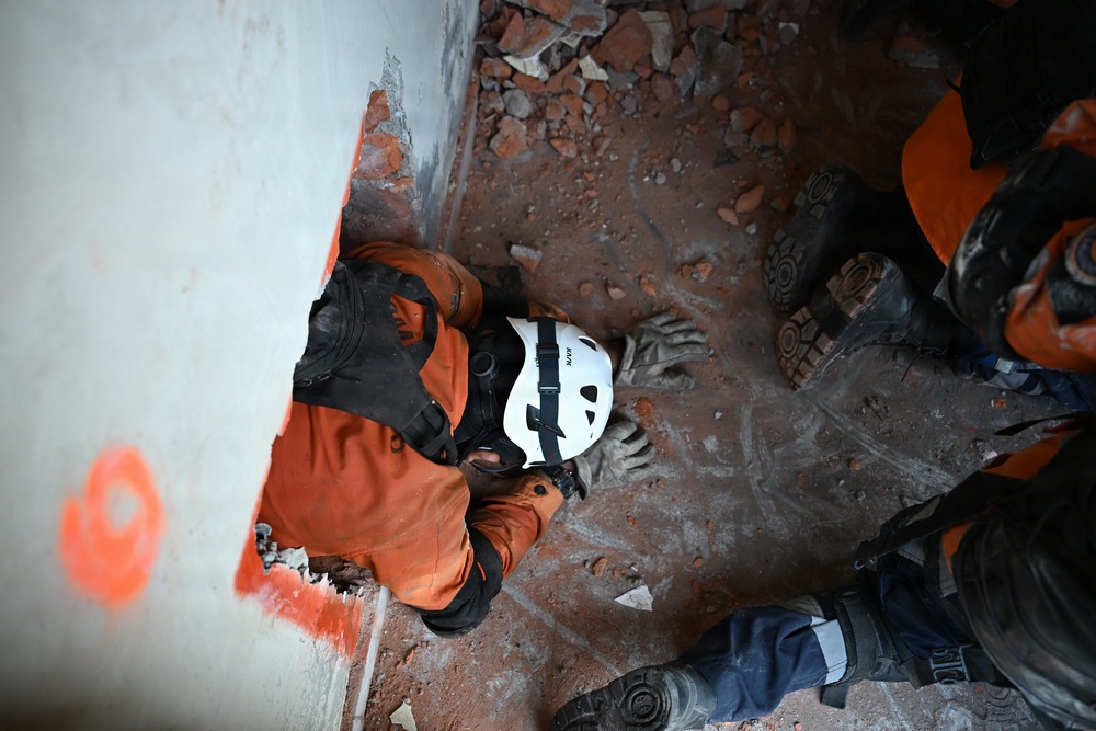 Urban Search and Rescue El Salvador hosts HA/DR culminating exercise