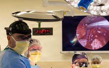Multidisciplinary team at Walter Reed rescues service member’s vision