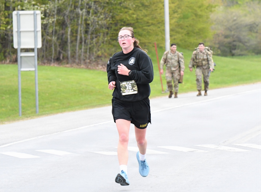 Fort Drum Soldiers run qualifier race to join Army Ten-Miler Team
