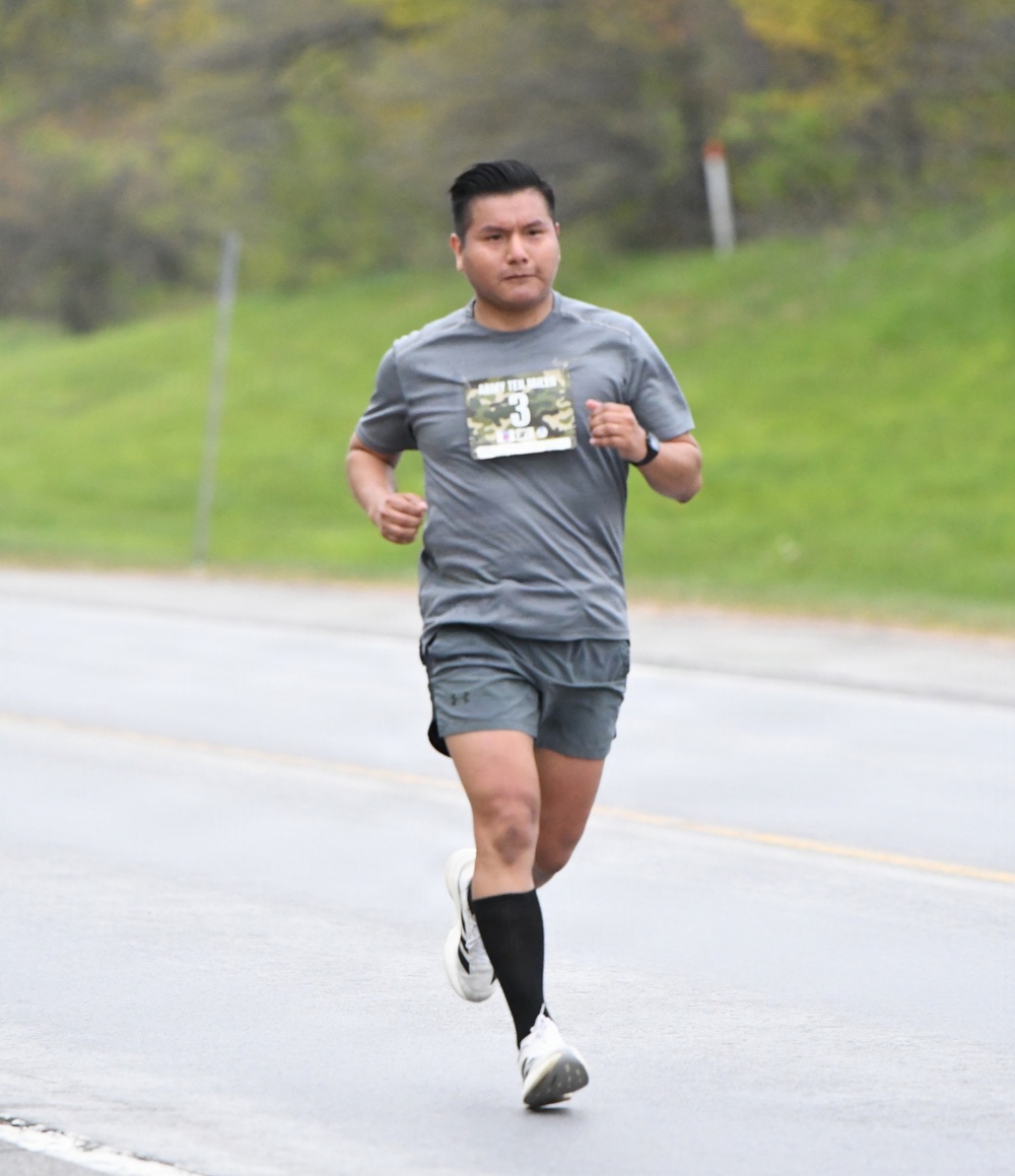Fort Drum Soldiers run qualifier race to join Army Ten-Miler Team
