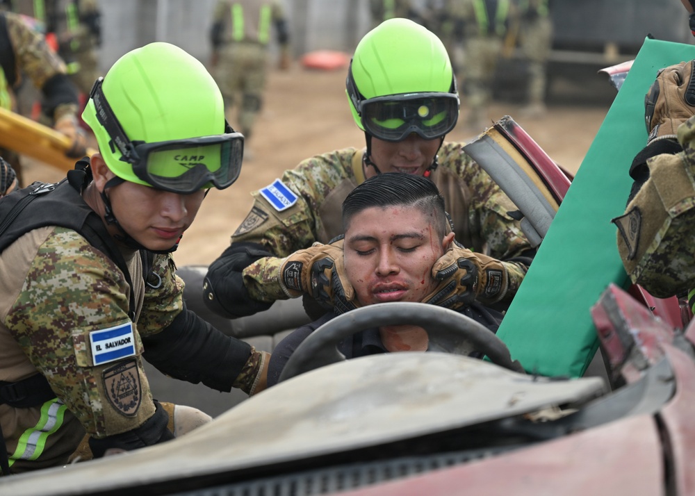 Salvadoran soldiers host HA/DR exercise