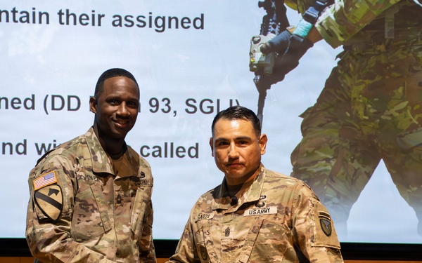 AMC Senior Enlisted Leader Guides Class 76 at the Sergeants Major Course