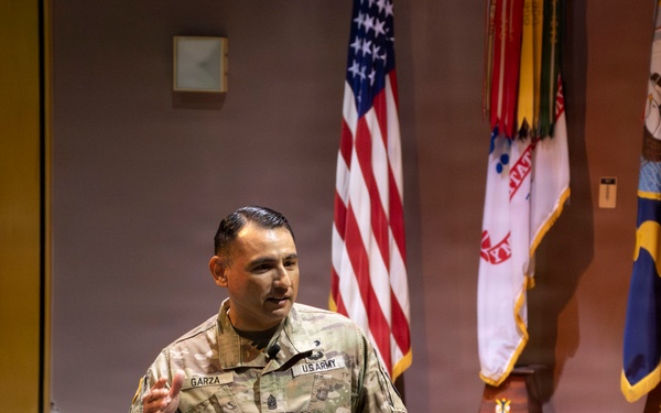 AMC Senior Enlisted Leader Guides Class 76 at the Sergeants Major Course