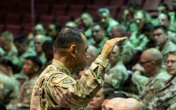 AMC Senior Enlisted Leader Guides Class 76 at the Sergeants Major Course