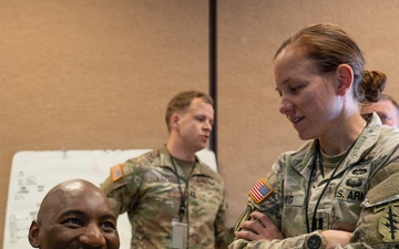 10SFG(A) Commander visits 4th Battalion