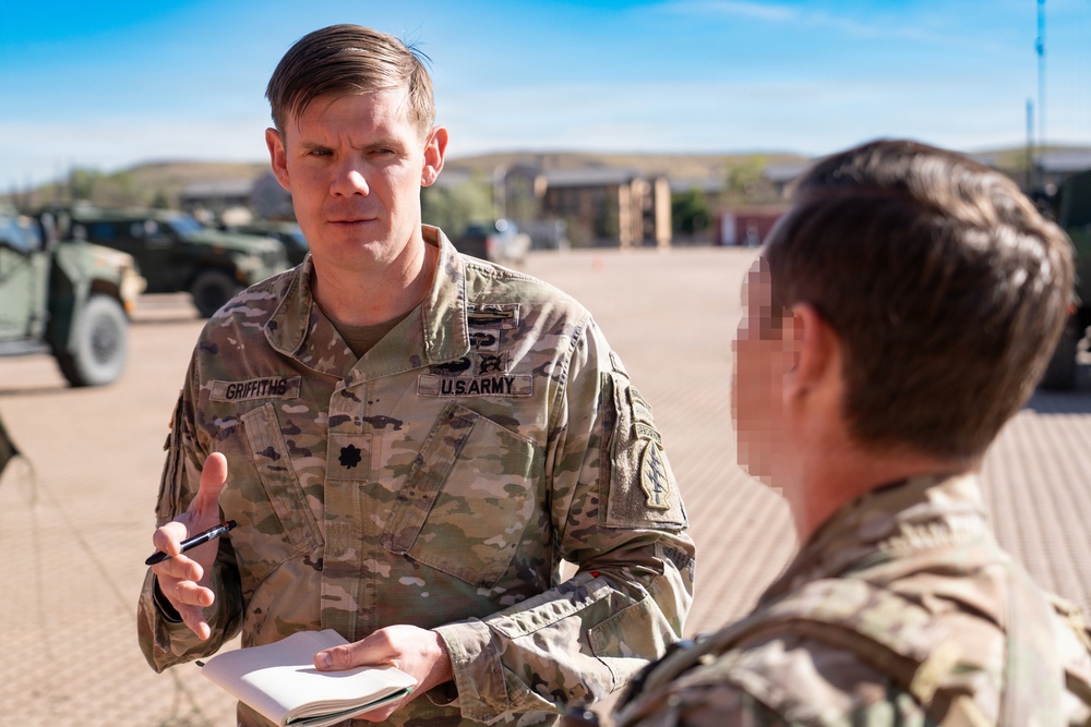 10SFG(A) Commander visits 4th Battalion