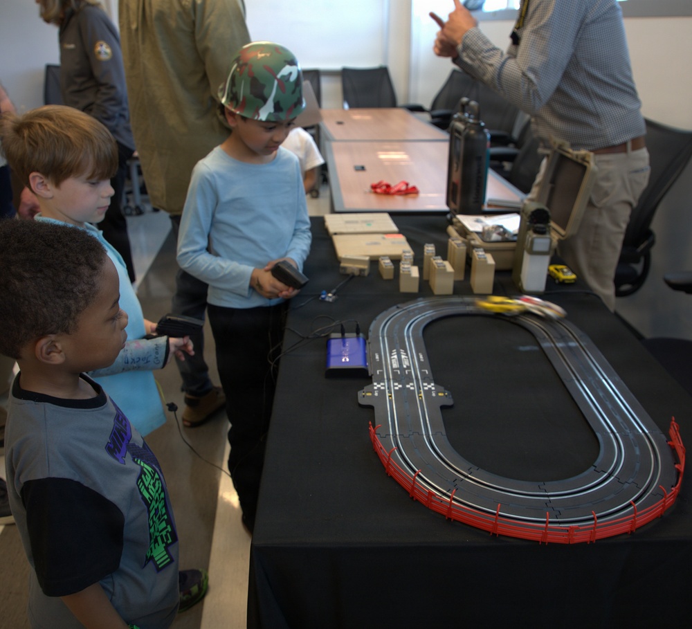 CECOM ILSC participates in Bring Your Child to Work Day