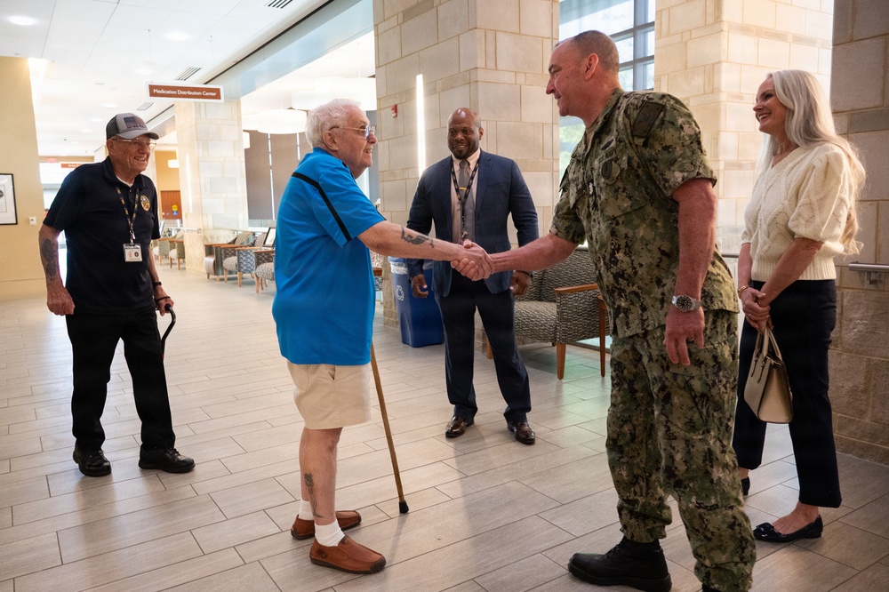 MCPON John Perryman and Navy OAL visit Armed Forces Retirement Home in Washington, D.C.