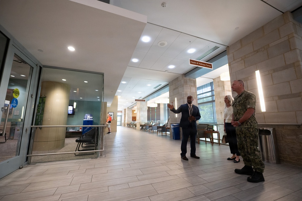 MCPON John Perryman and Navy OAL visit Armed Forces Retirement Home in Washington, D.C.