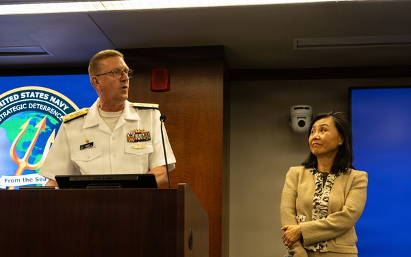 Director of Portfolio Acquisition Executive Strategic Systems Programs Recognizes Six Individuals for Outstanding Contribution to Strategic Deterrence Mission