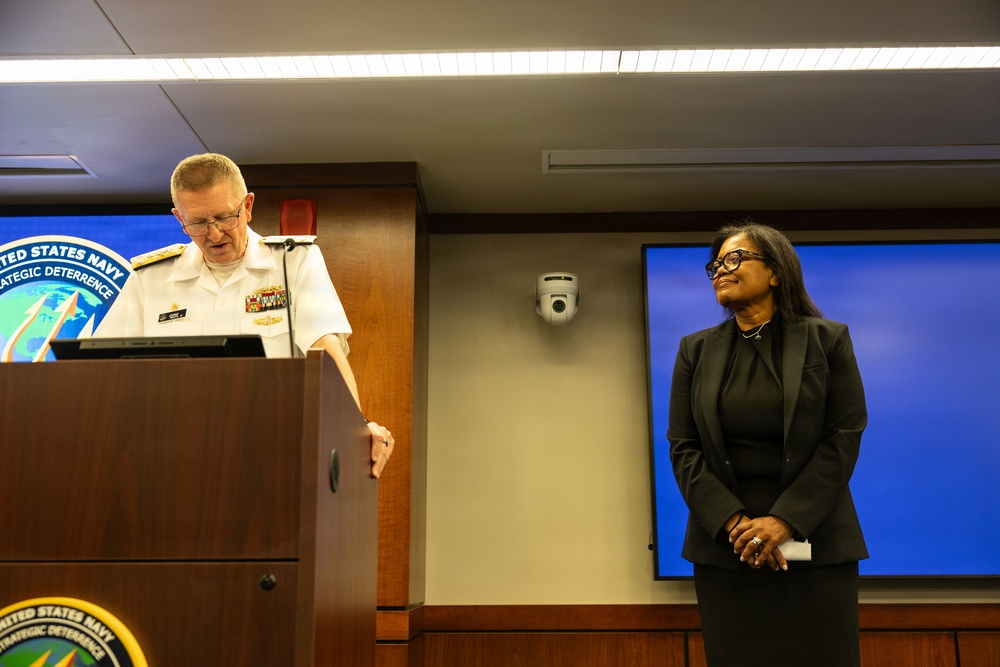 Director of Portfolio Acquisition Executive Strategic Systems Programs Recognizes Six Individuals for Outstanding Contribution to Strategic Deterrence Mission