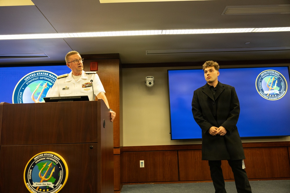 Director of Portfolio Acquisition Executive Strategic Systems Programs Recognizes Six Individuals for Outstanding Contribution to Strategic Deterrence Mission