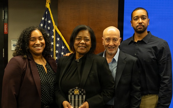 Director of Portfolio Acquisition Executive Strategic Systems Programs Recognizes Six Individuals for Outstanding Contribution to Strategic Deterrence Mission