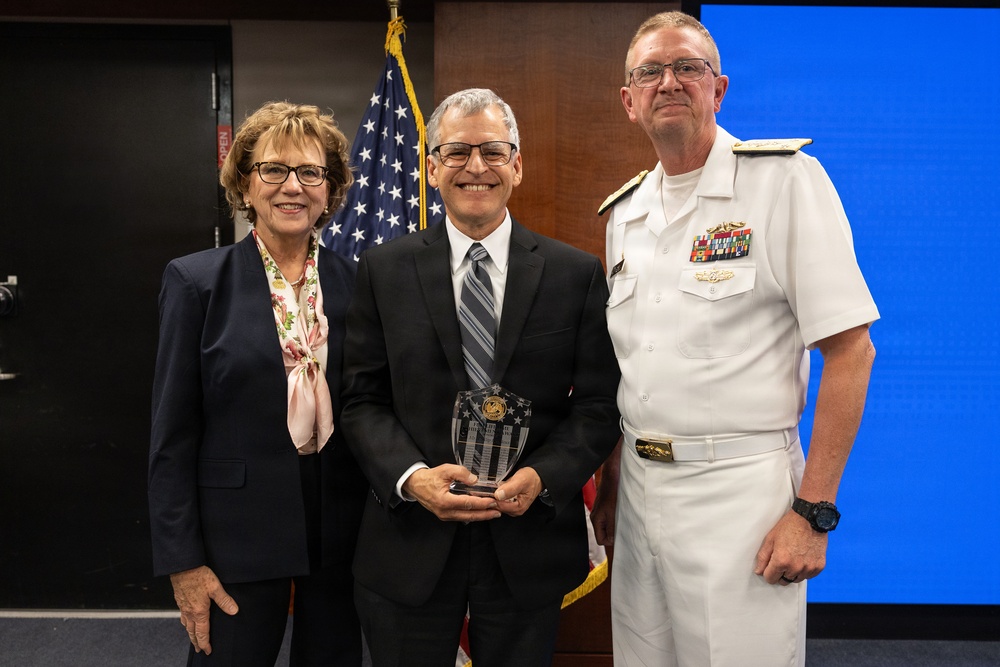 Director of Portfolio Acquisition Executive Strategic Systems Programs Recognizes Six Individuals for Outstanding Contribution to Strategic Deterrence Mission
