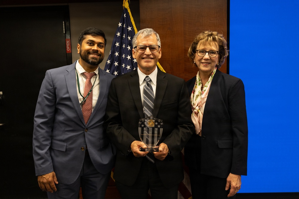 Director of Portfolio Acquisition Executive Strategic Systems Programs Recognizes Six Individuals for Outstanding Contribution to Strategic Deterrence Mission