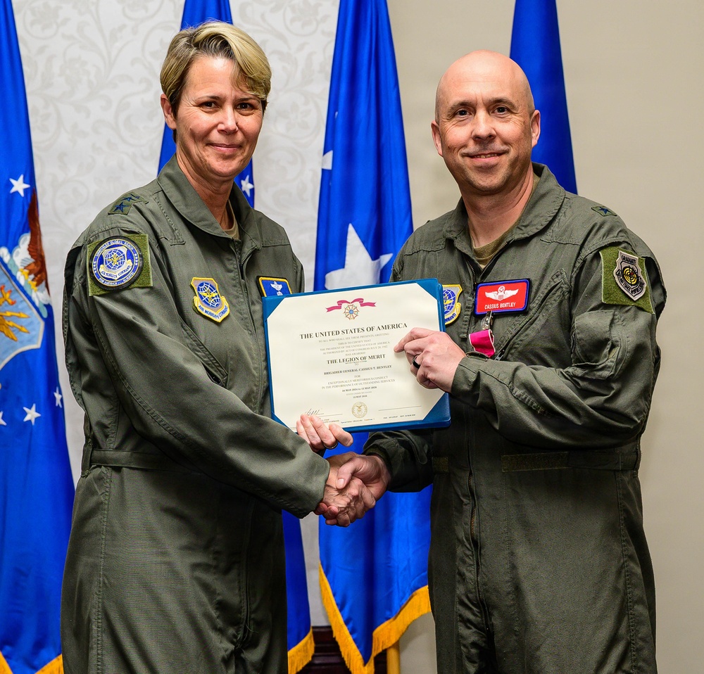 618th Air Operations Center welcomes new commander