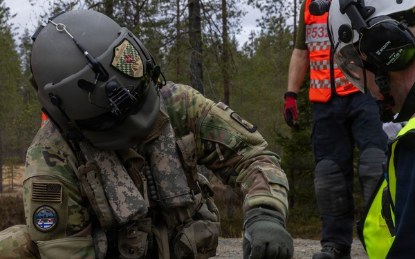 U.S. MEDEVAC team conducts medical evacuation training during Saber Strike