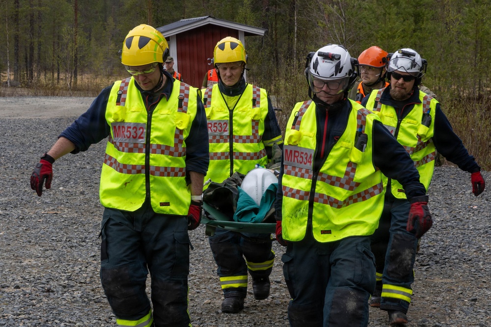 U.S. MEDEVAC team conducts medical evacuation training during Saber Strike
