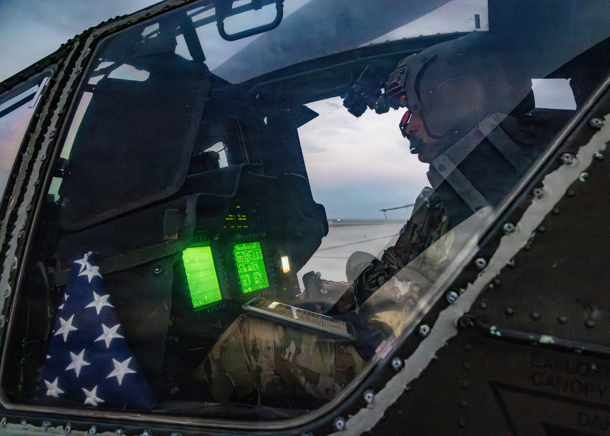 DVIDS - Images - Ivy Mass 4-4CAB AH-64 Apache Preflight [Image 1 of 9]