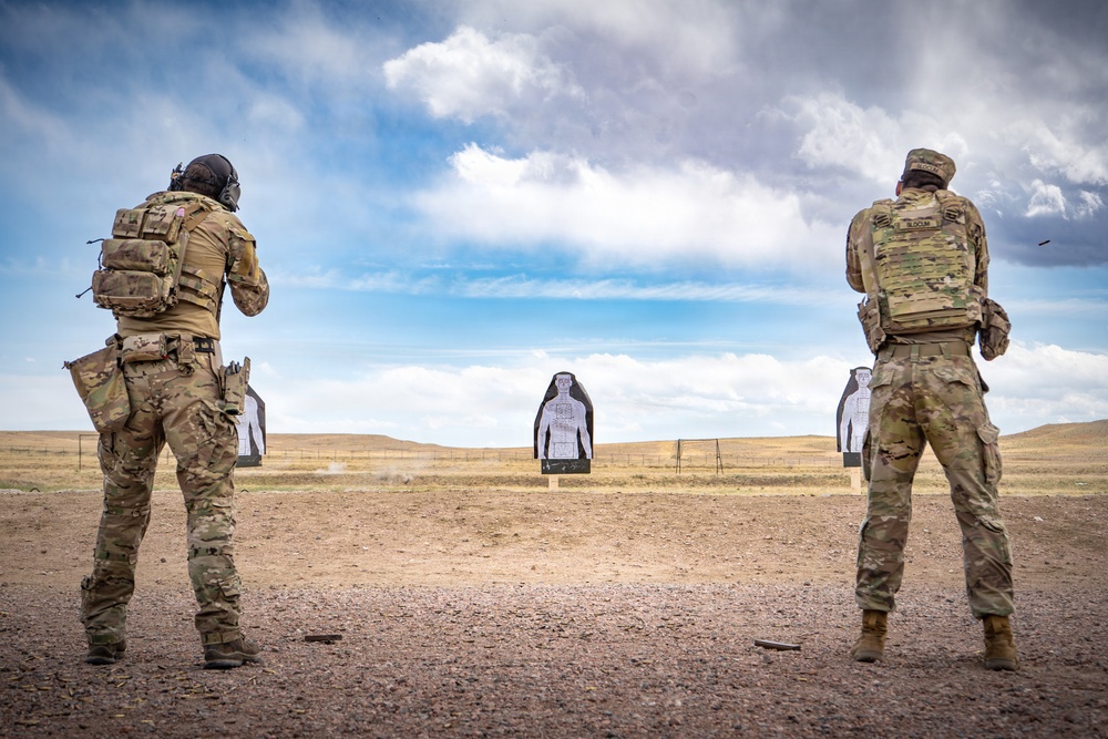 10th SFG(A) and 4ID Conduct Trench LFX