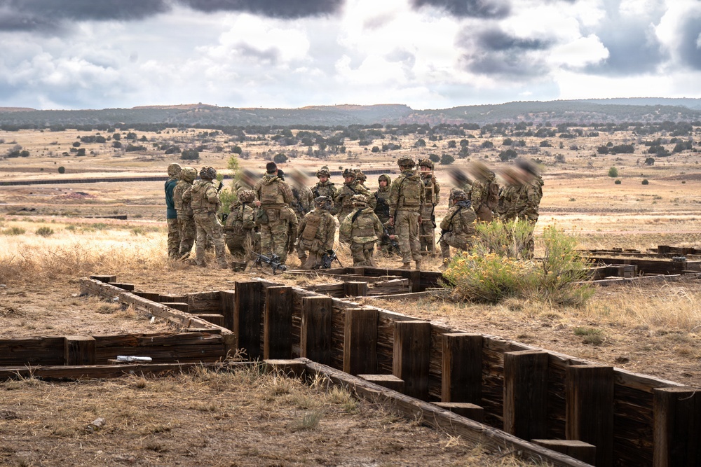 10th SFG(A) and 4ID Conduct Trench LFX