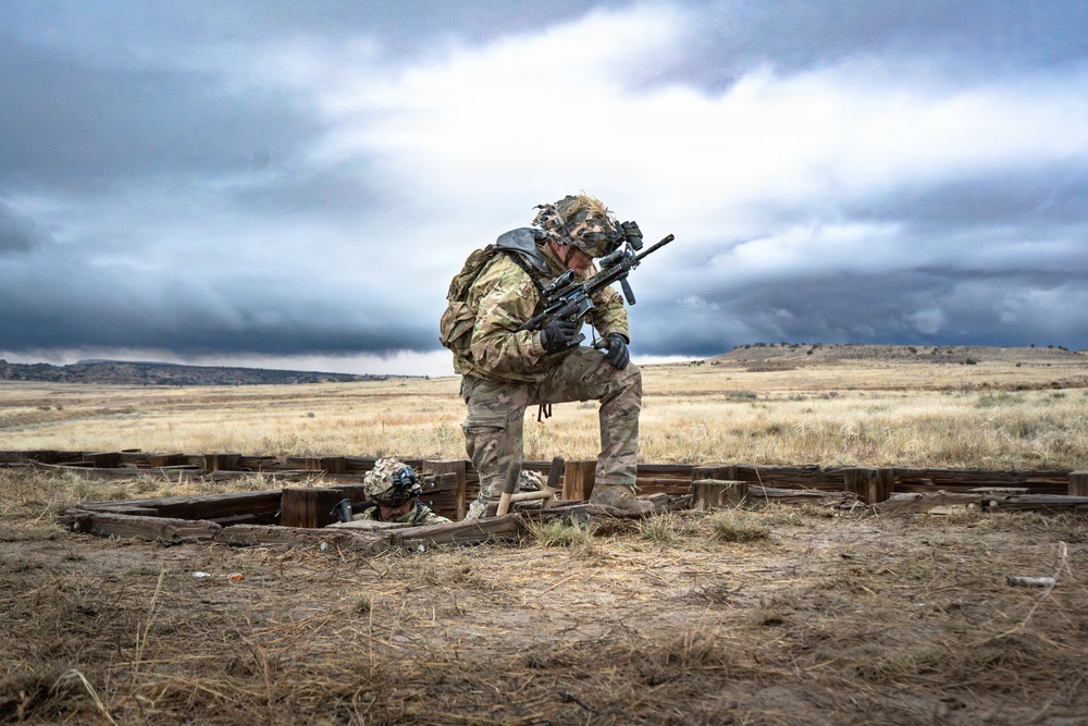 10th SFG(A) and 4ID Conduct Trench LFX