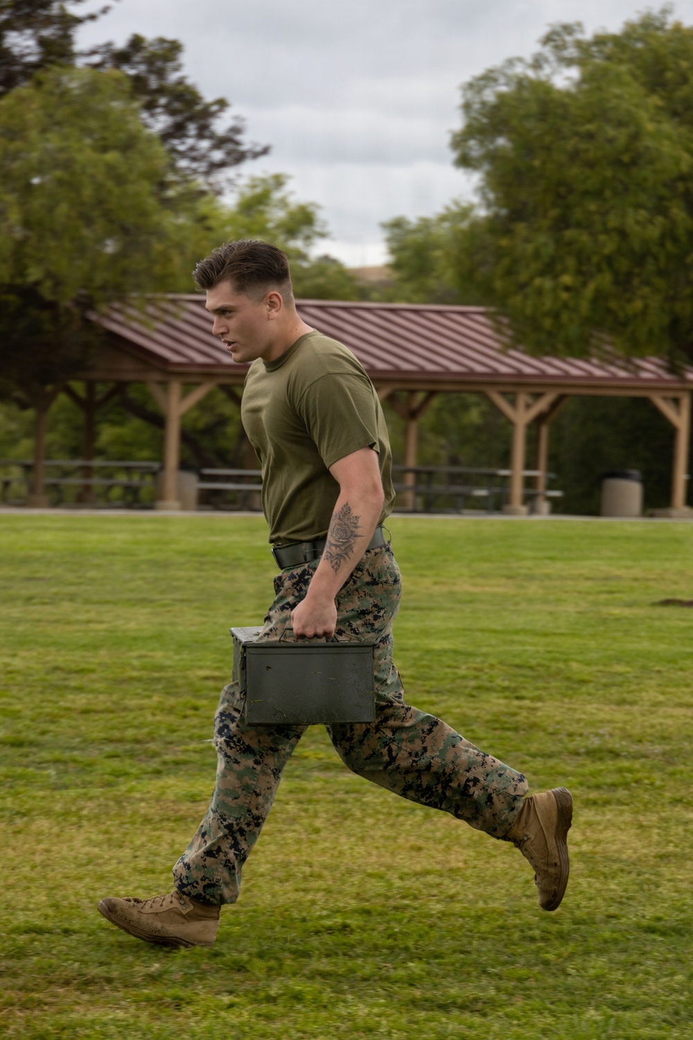 CLR-1 participates in I MEF Tomahawk Total Fitness Challenge