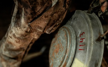 EOD Technicians Conduct a Shipboard Ordnance Clearance Drill