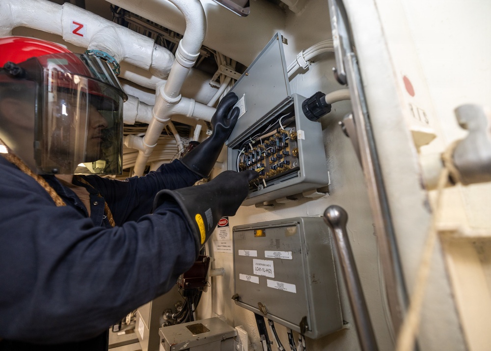 USS USS Donald Cook Conducts Maintenance