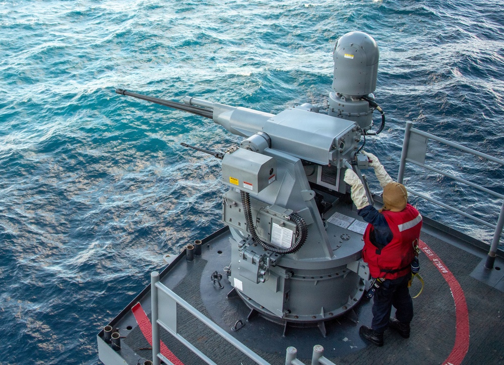 USS ESSEX conducts MK 38 gunshoot