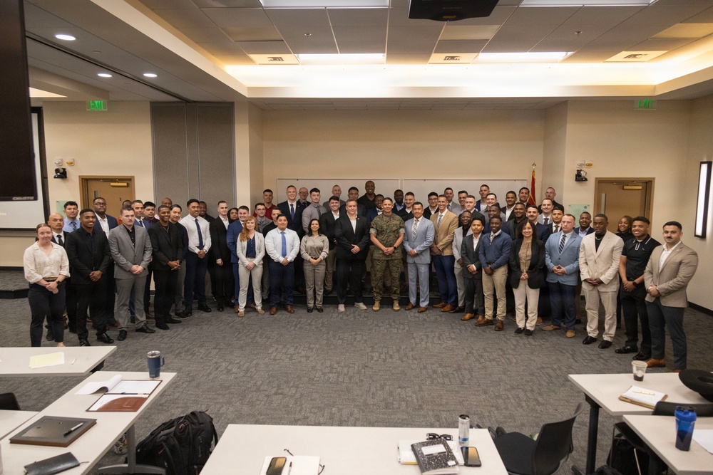 SMMC visits Defense Information School