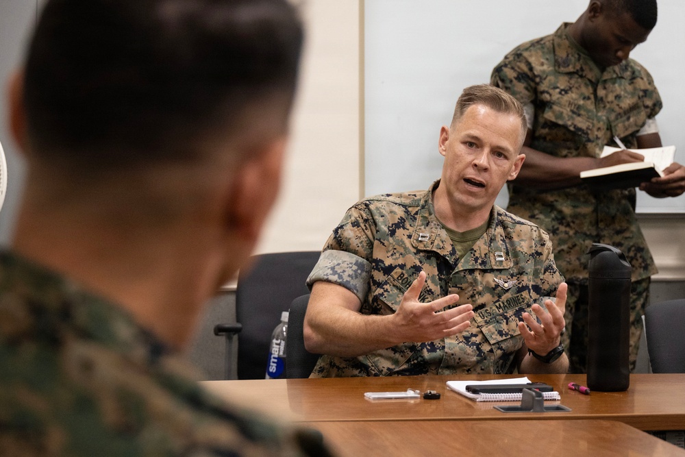 SMMC visits Defense Information School